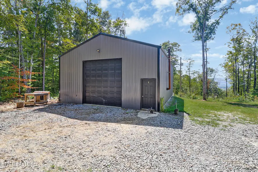 715 Crab Mountain Rd, Jamestown, TN 38556 - #2