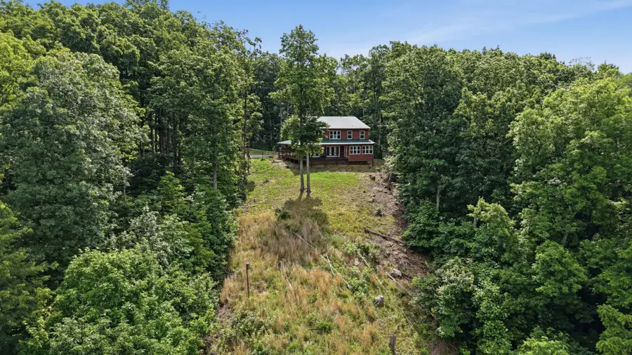 705 N Campbell Rd, Altamont, TN 37301 - #2