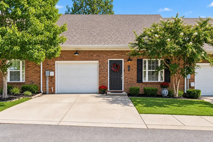 151 Canton Ct, Goodlettsville, TN 37072 - #2