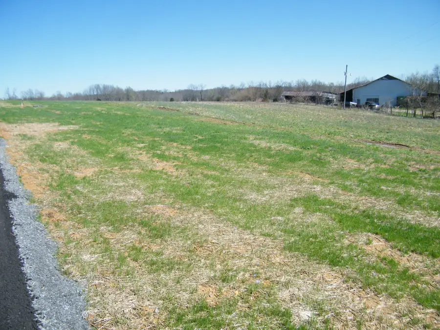 70 Daniel Lane, Westmoreland, TN 37186 - #2