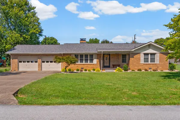 205 Sherwood Dr, Hopkinsville, KY 42240