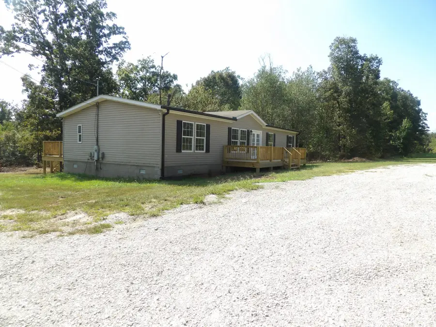 805 Lucas Ridge Ln, Waverly, TN 37185 - #3
