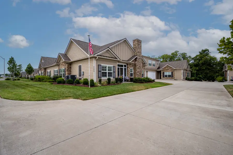 2342 Stonecenter Ln, Murfreesboro, TN 37128 - #3