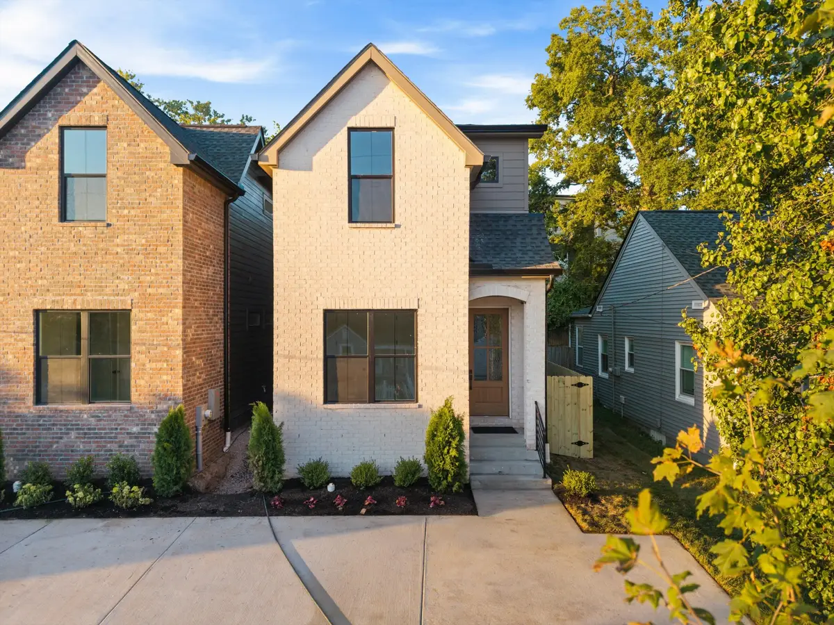 1015B Dozier Pl, Nashville, TN 37216 - #1