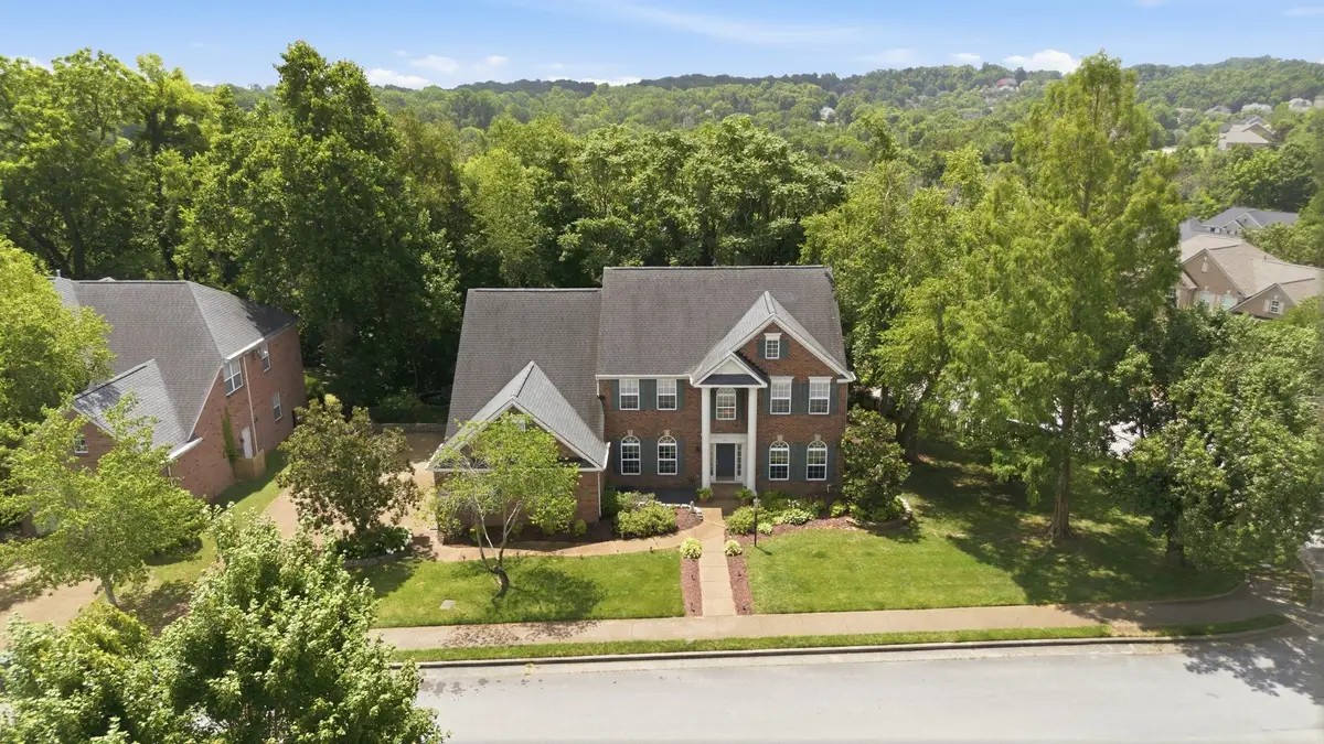 7001 Stone Run Dr, Nashville, TN 37211 - #1