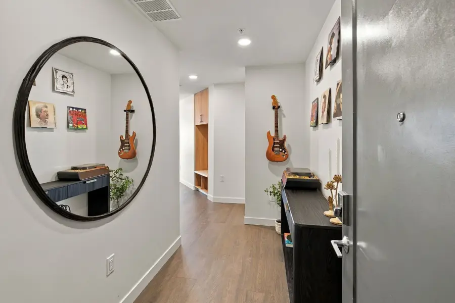 1212 Demonbreun St #715, Nashville, TN 37203 - #2