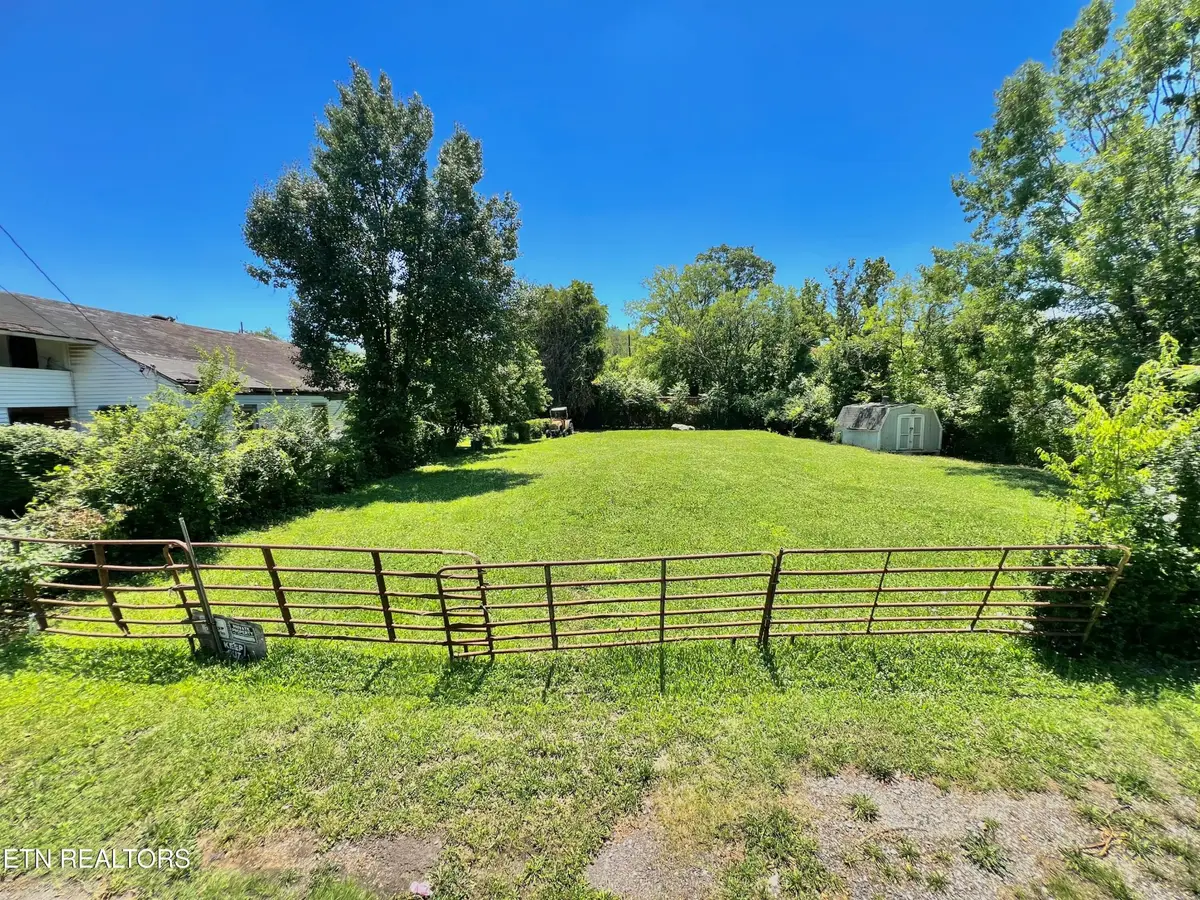 3808 Reagan Ave, Knoxville, TN 37919 - #1