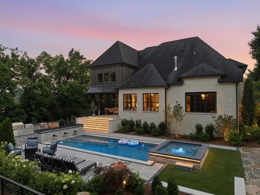 2108 Timberwood Pl, Nashville, TN 37215 - #3