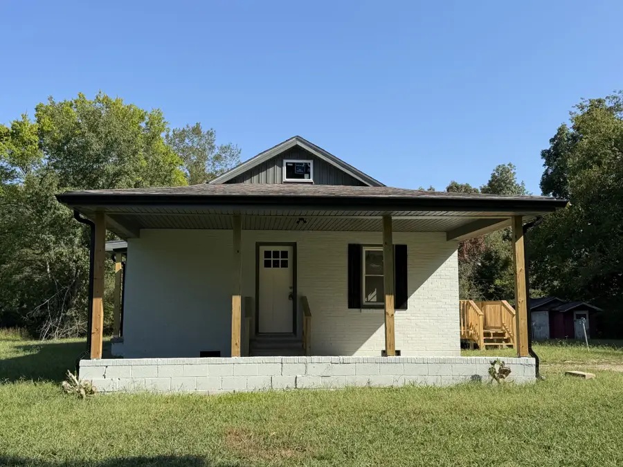 3015 Greenhill Dr, Centerville, TN 37033 - #2