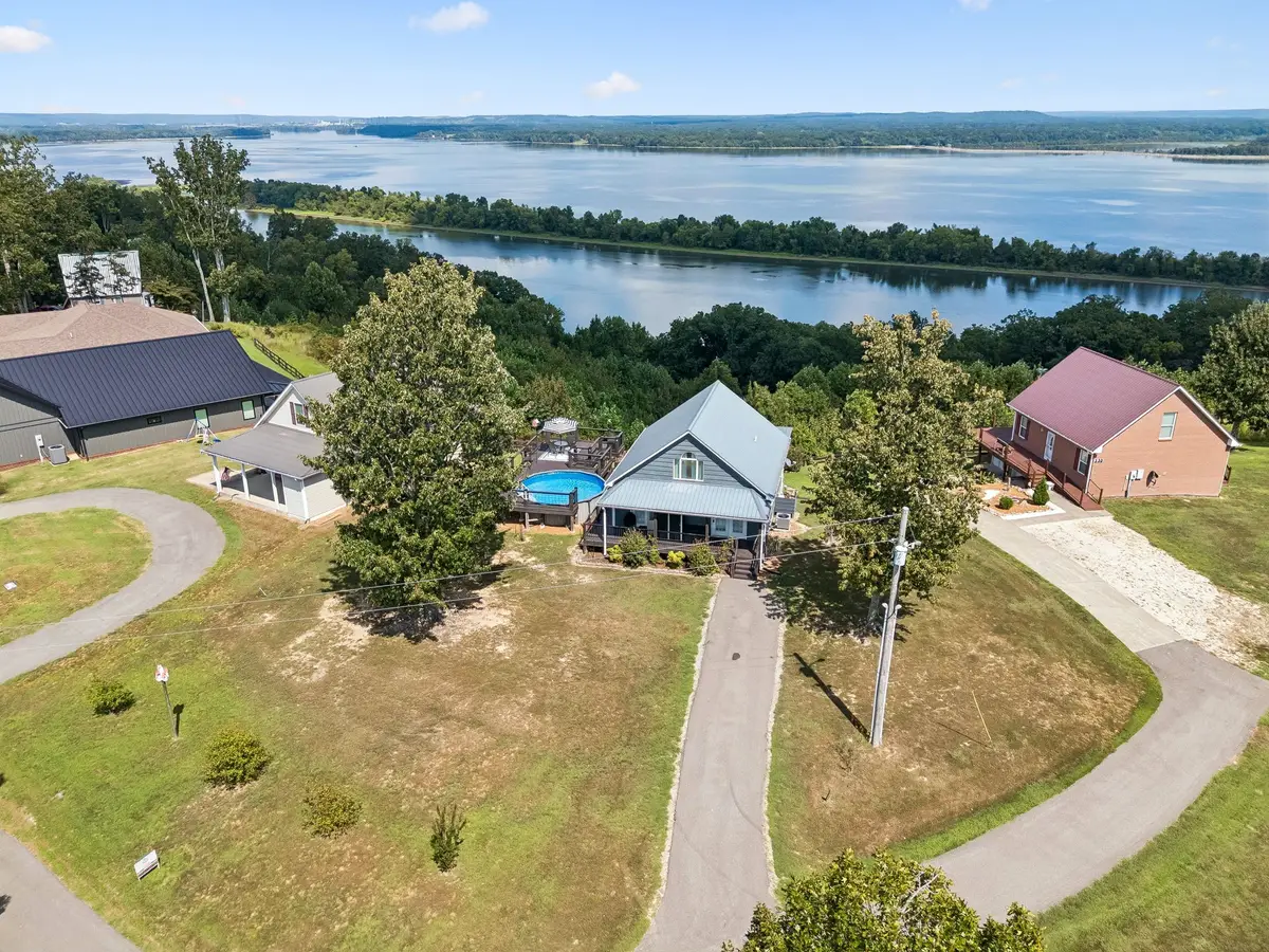300 Rockport Landing, Holladay, TN 38341 - #1