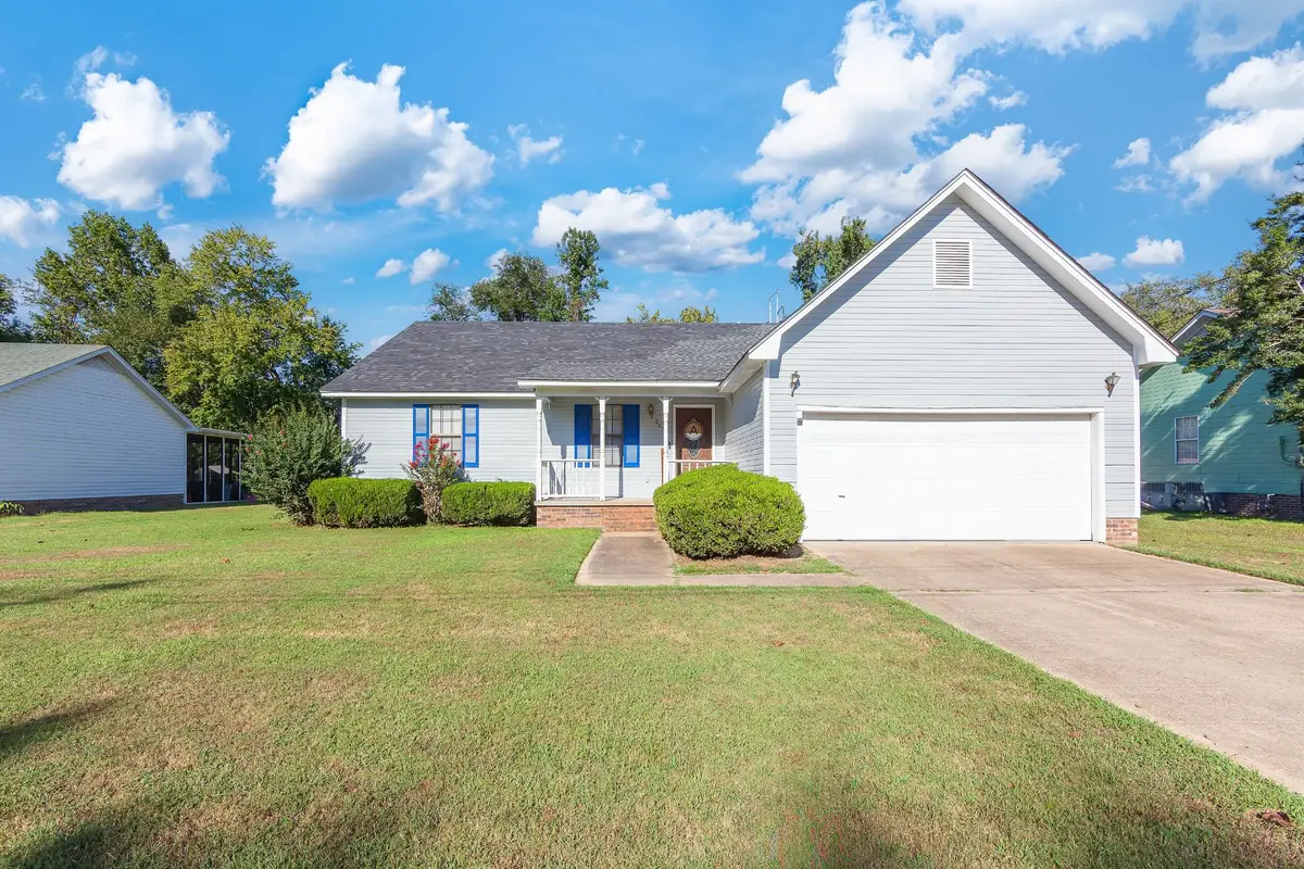 227 Buttonwood Dr, Jackson, TN 38305 - #1