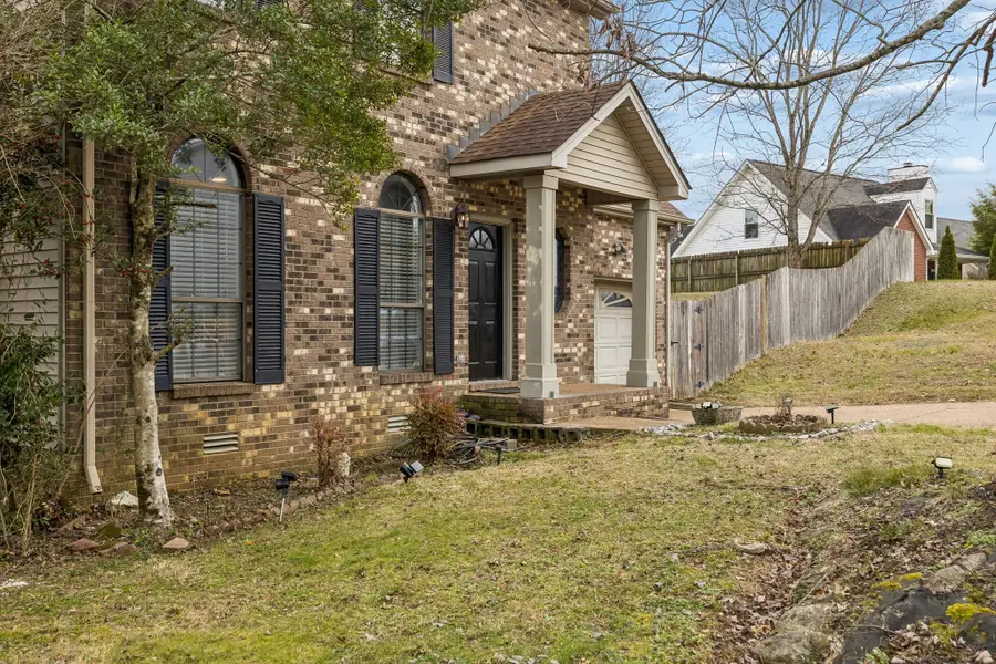 7701 Poplar Ridge Dr, Nashville, TN 37221 - #3