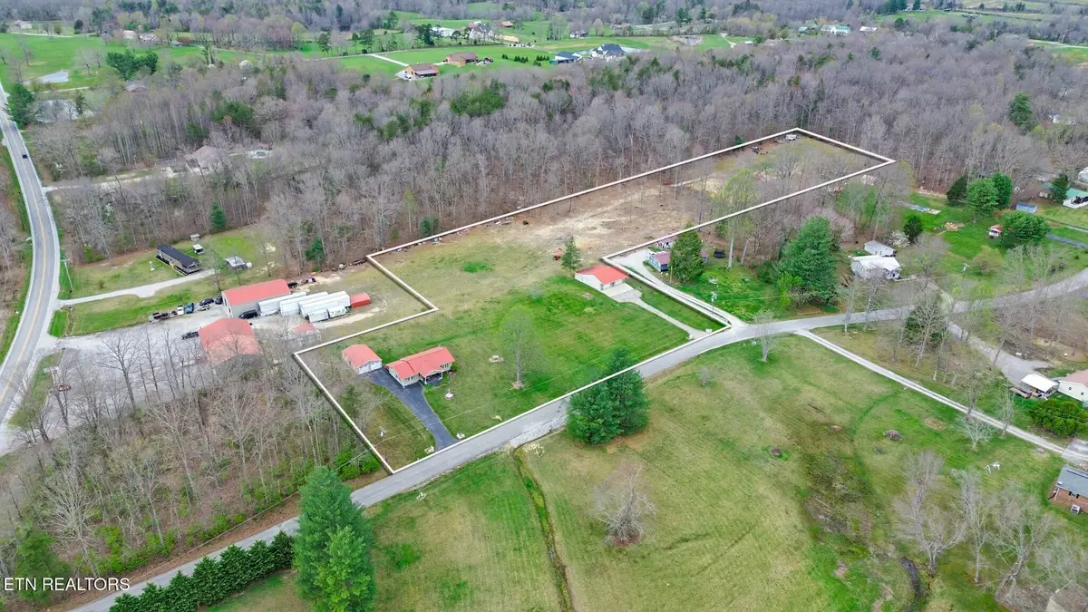925 Unity Church Rd, Jamestown, TN 38556 - #1