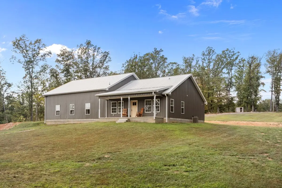 134 Hayes Cemetery Rd, Cumberland Furnace, TN 37051 - #1