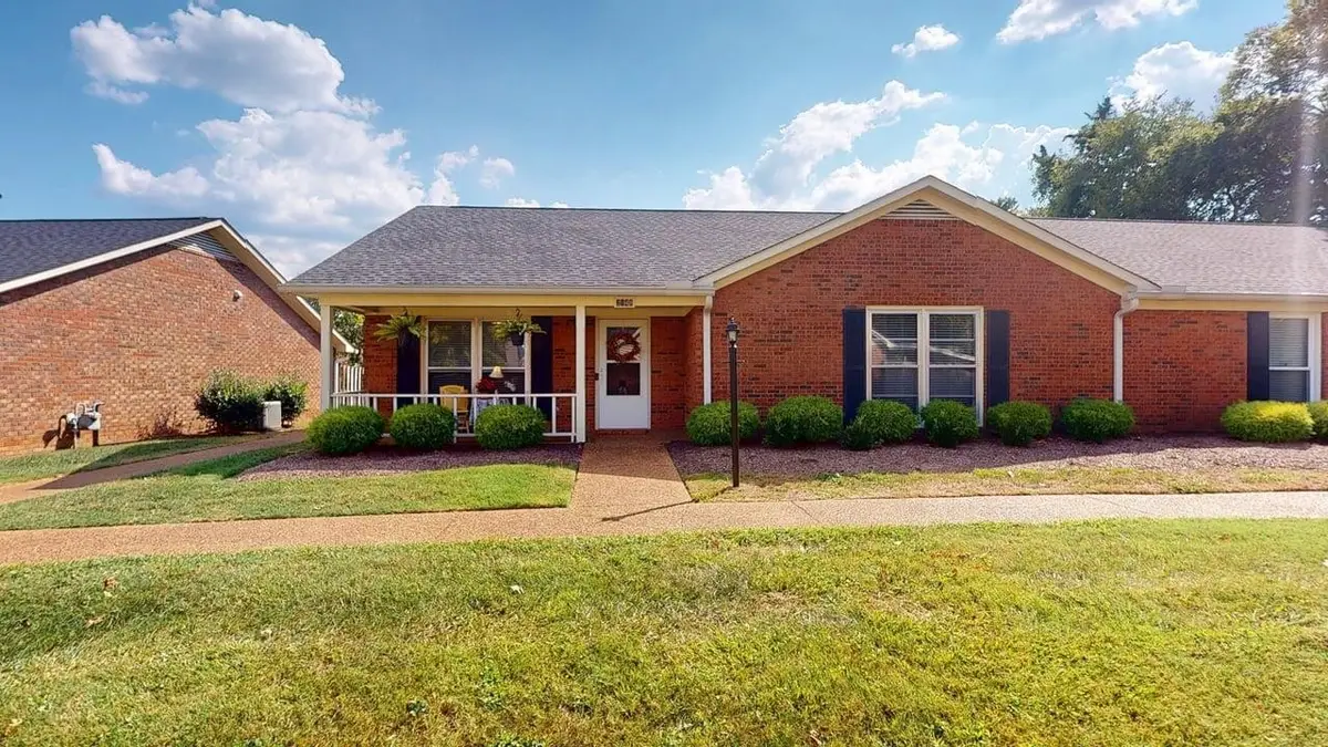 2148 River Chase Dr, Murfreesboro, TN 37128 - #1