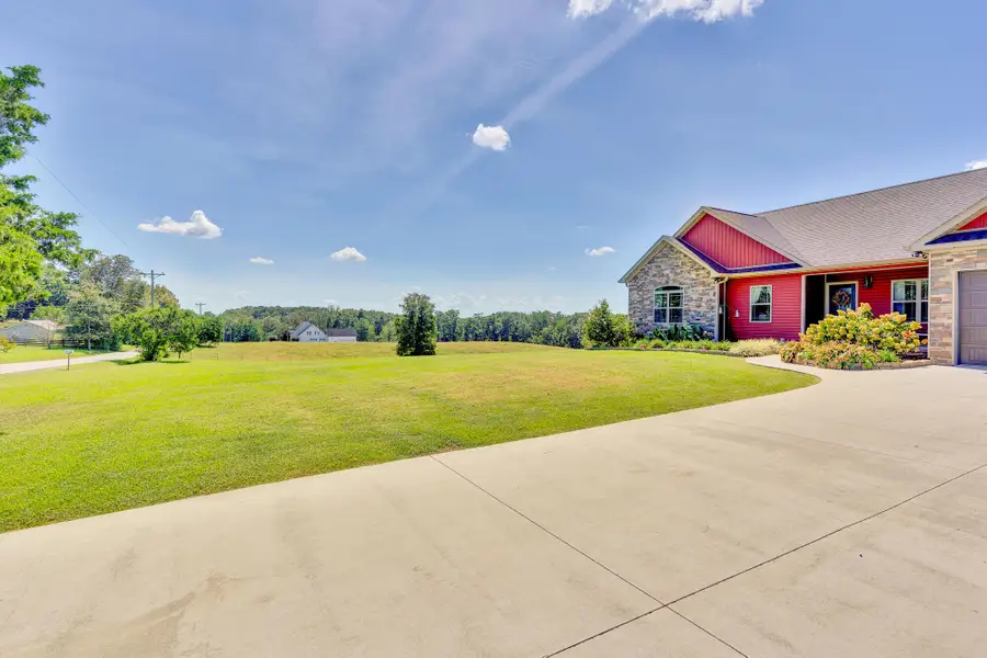 84 York Road, La Fayette, GA 30728 - #2