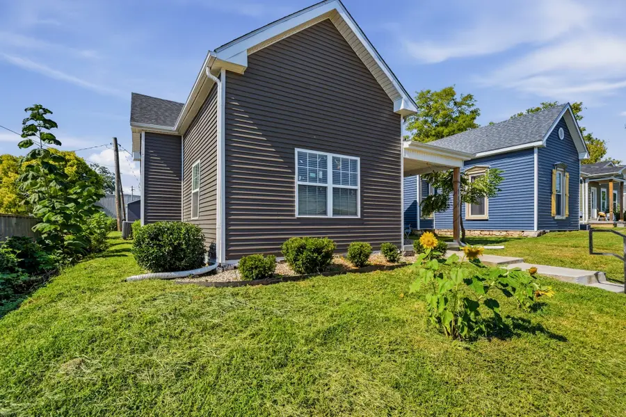 111 W 10th Ave, Bowling Green, KY 42101 - #2