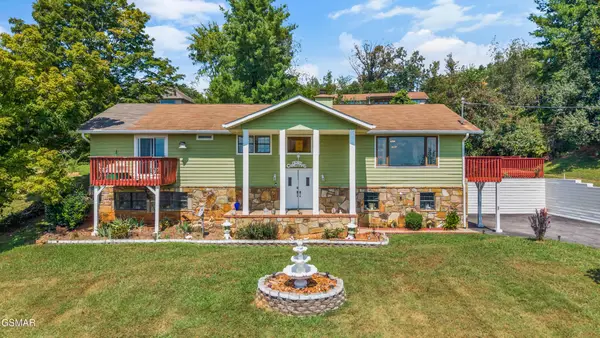 378 White Oak Circle, Kodak, TN 37764