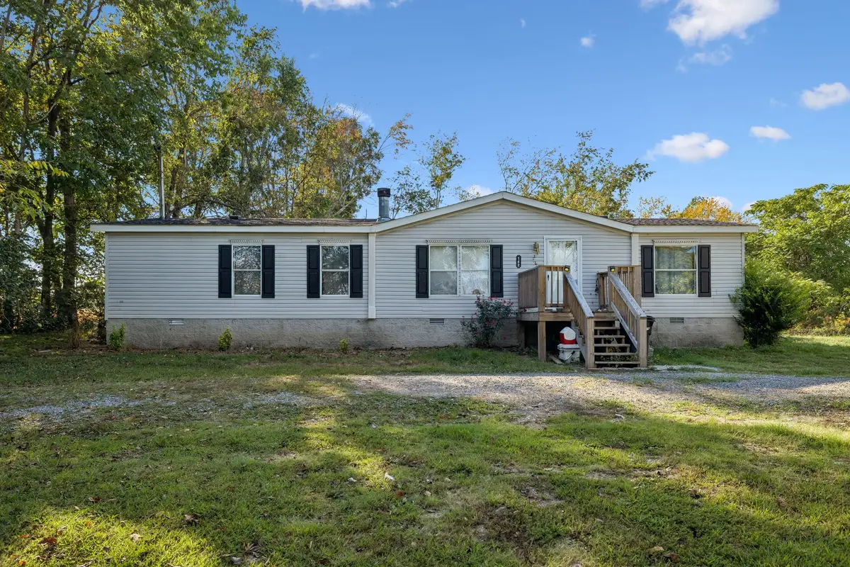 142 Dan Bean Rd, Red Boiling Springs, TN 37150 - #1