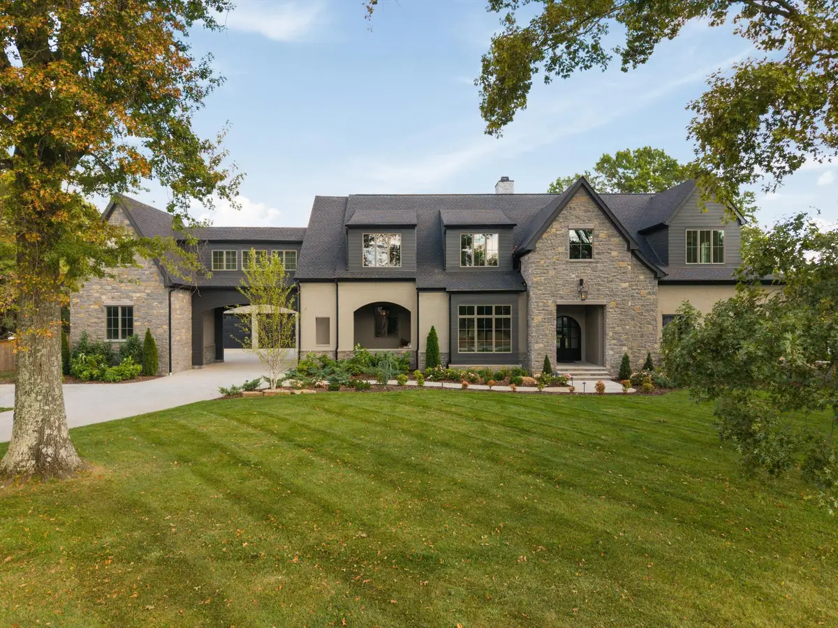 226 Williamsburg Cir, Brentwood, TN 37027 - #1