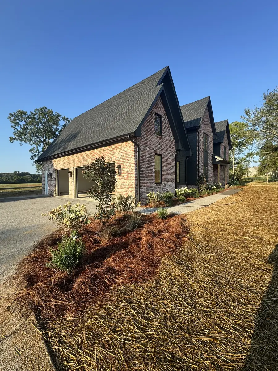 425 Burgess Rd, Mount Juliet, TN 37122 - #3
