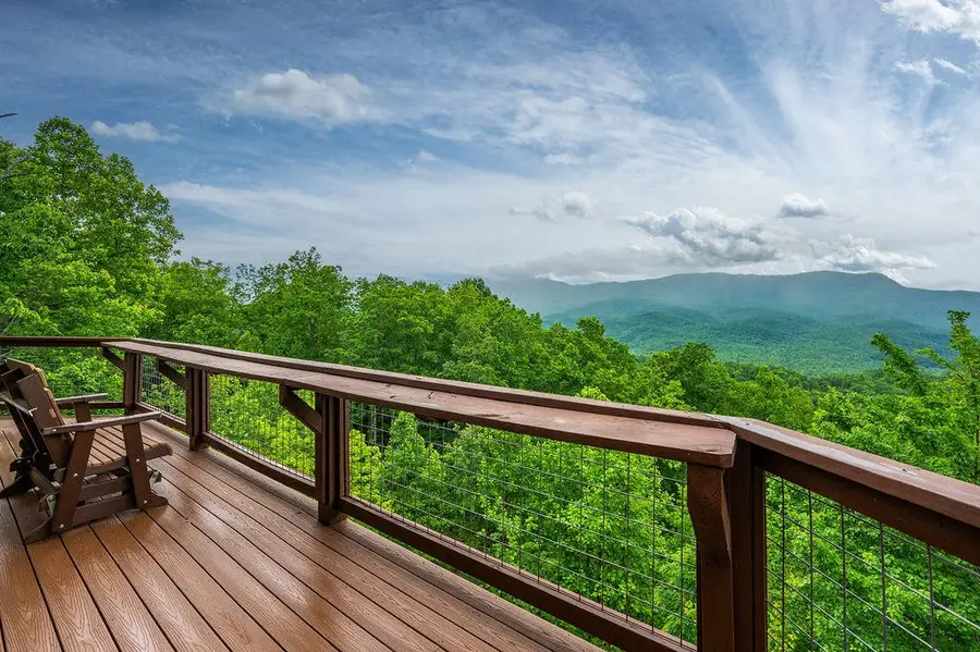 725 Big Bear Ridge Road, Gatlinburg, TN 37738 - #2