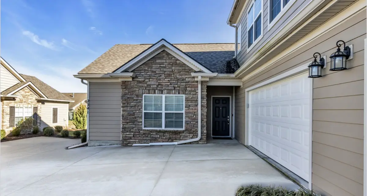2341 Stonecenter Ln, Murfreesboro, TN 37128 - #1
