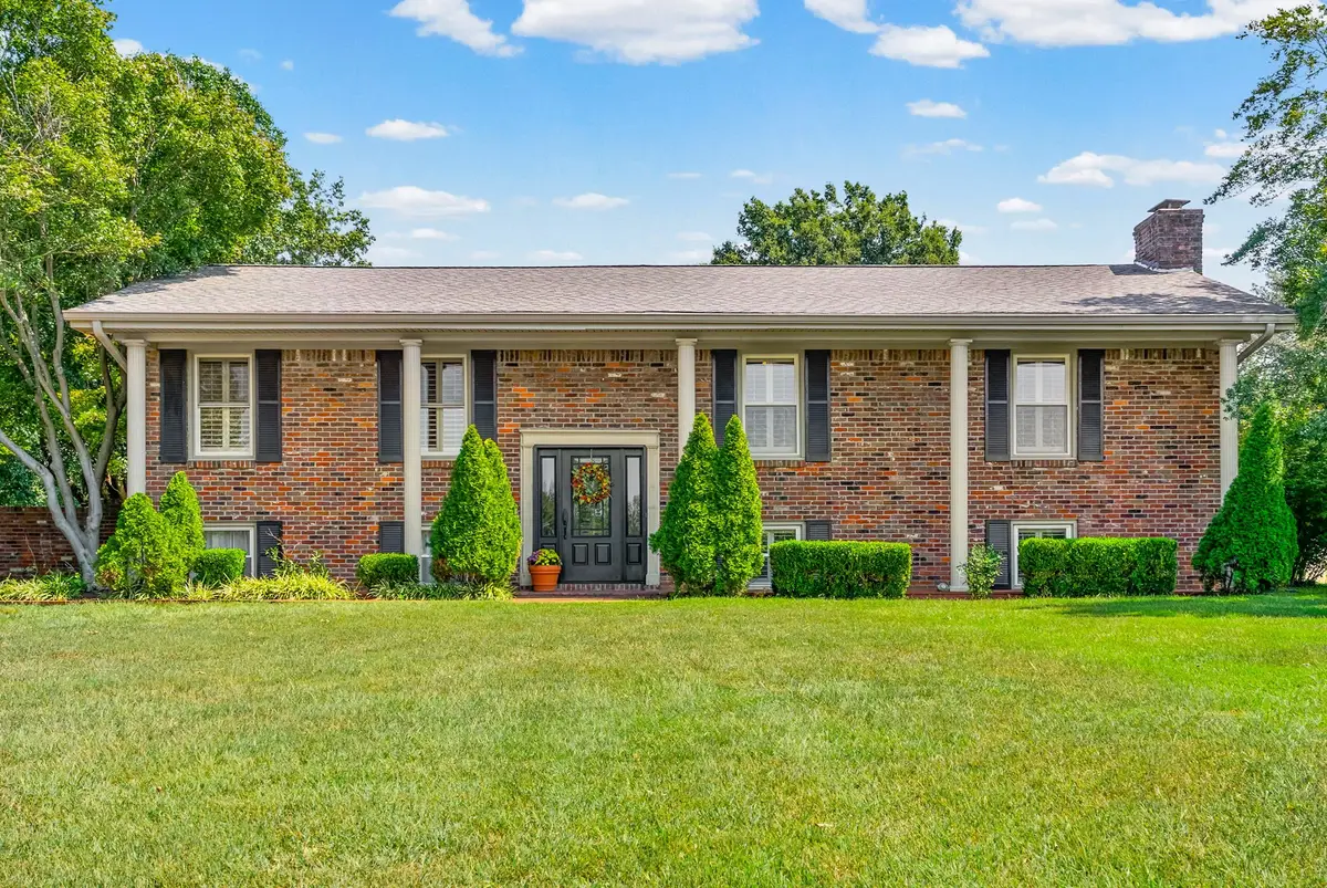 5902 Lafayette Rd, Hopkinsville, KY 42240 - #1