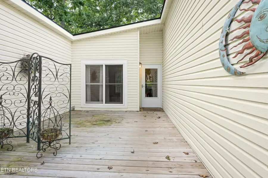 115 Lakeshire Drive, Crossville, TN 38558 - #2