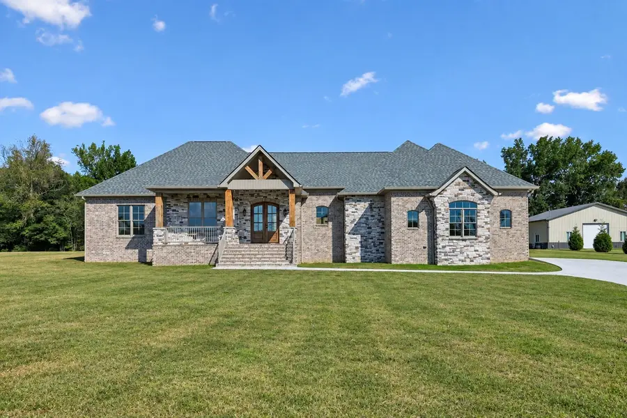 106 Chandelle Dr, Tullahoma, TN 37388 - #2