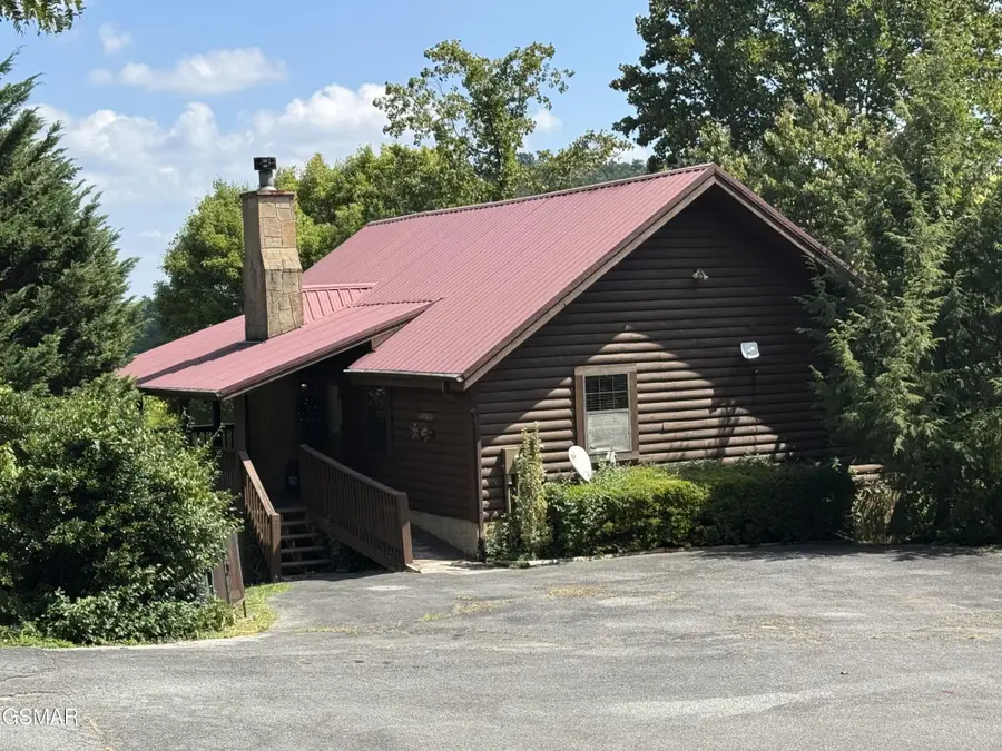 2409 Walnut Cove Way, Sevierville, TN 37862 - #2