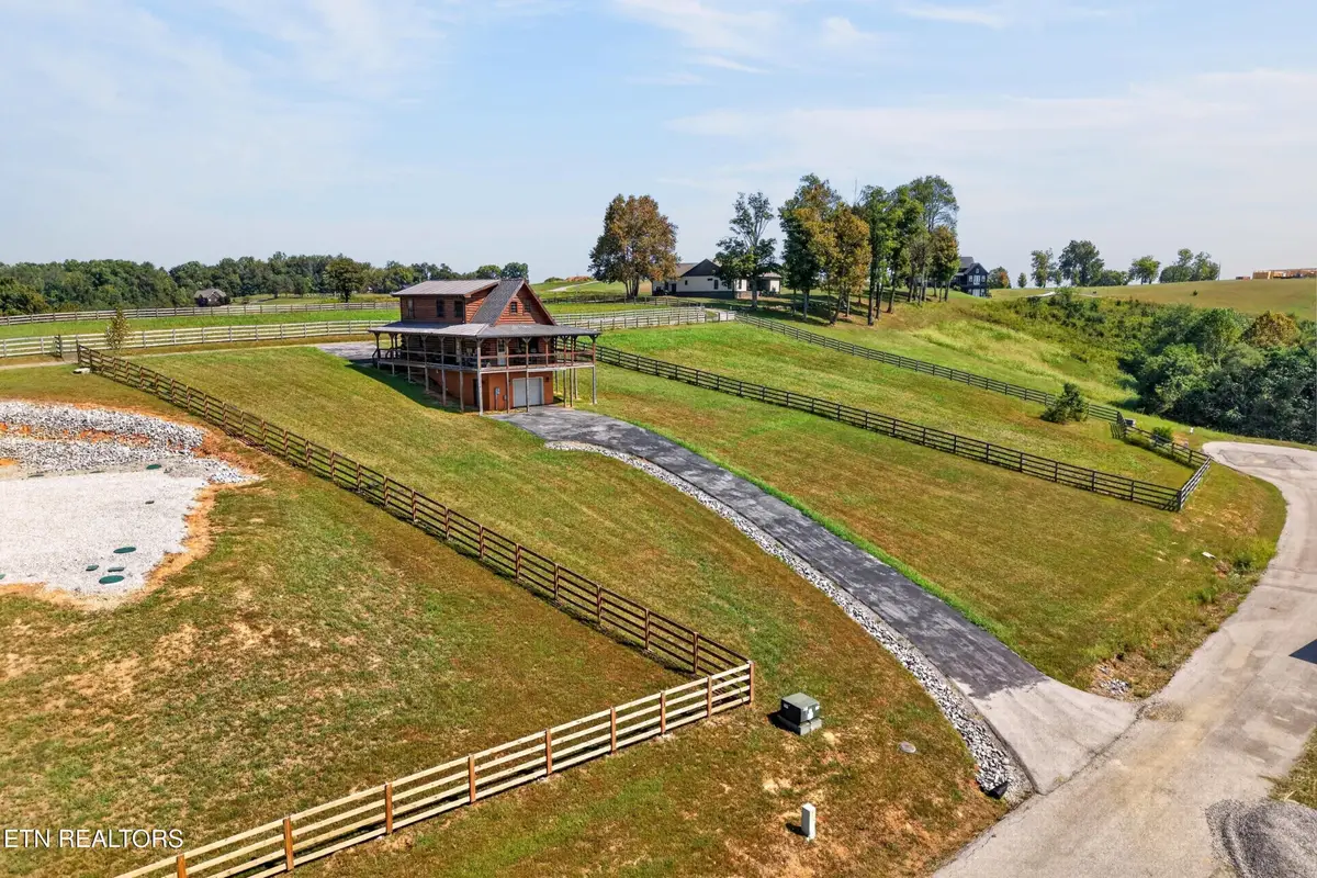 121 Bluegill Rd, Hilham, TN 38568 - #1