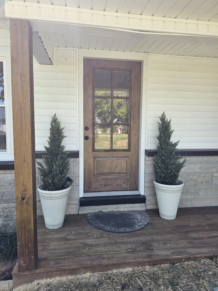 212 Donoho Ave, Lafayette, TN 37083 - #3