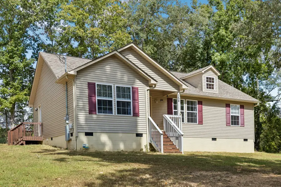 154 E Beasley Rd, Lawrenceburg, TN 38464 - #2