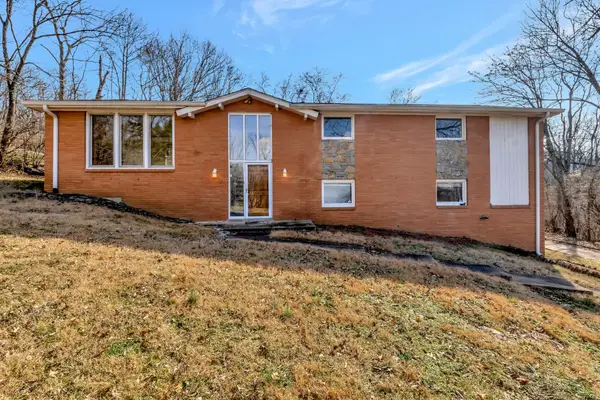 6469 Fleetwood Dr, Nashville, TN 37209