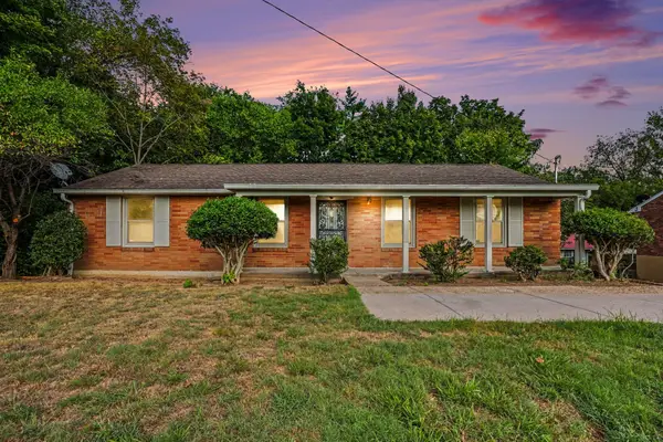 310 Binkley Dr, Nashville, TN 37211