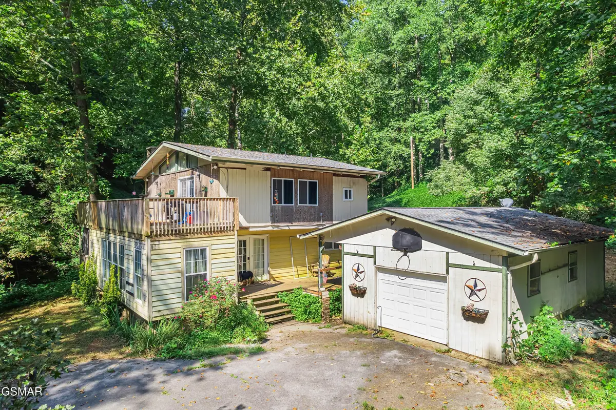 3176 N Clear Fork Road, Sevierville, TN 37862 - #1