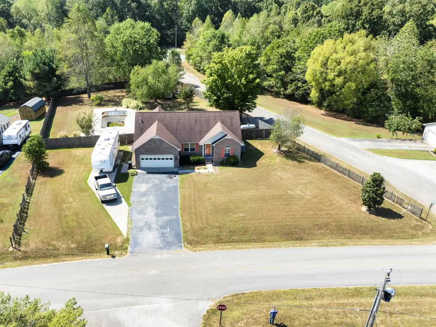 395 Overlook Cir, Tullahoma, TN 37388 - #2