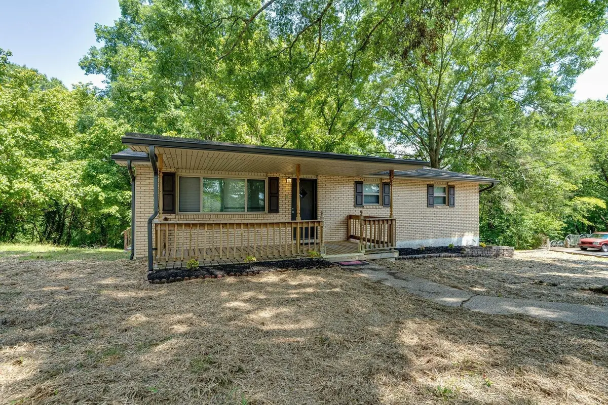 6 Canary Lane, Rossville, GA 30741 - #1
