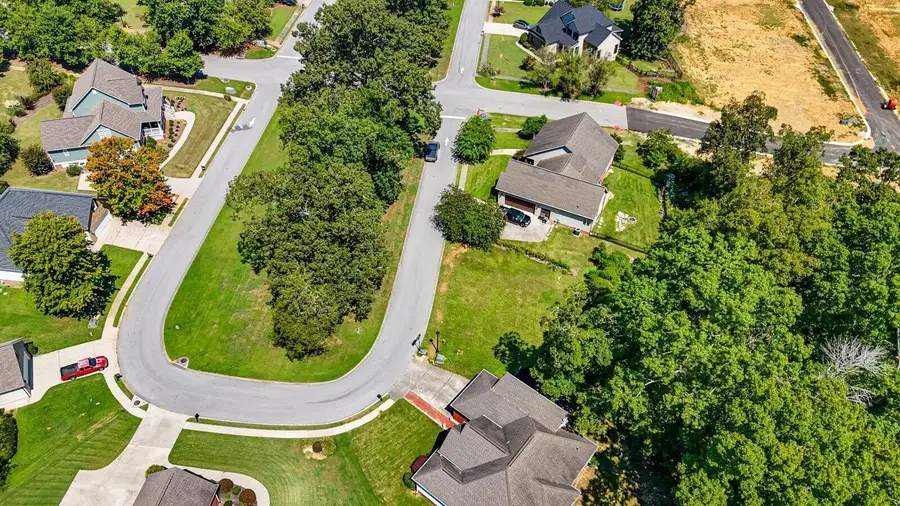 95 Avenue Of Oaks, Rock Spring, GA 30739 - #2