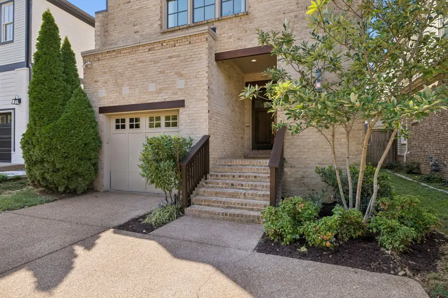 3640 Mayflower Pl, Nashville, TN 37204 - #2