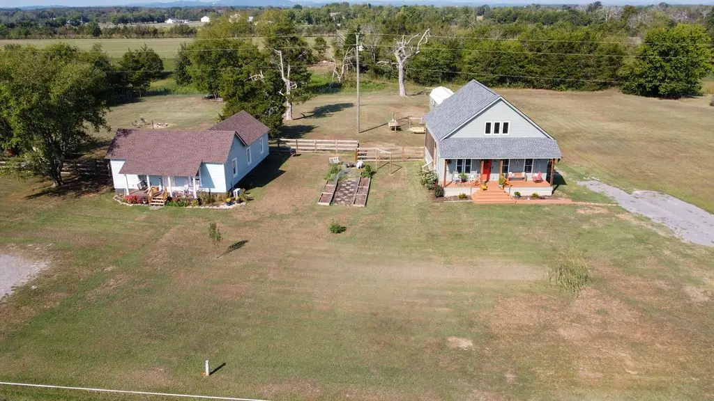 9986 Taylor Rd, Rockvale, TN 37153 - #1