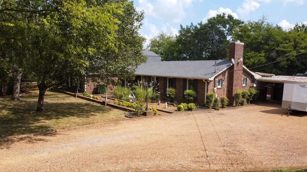 1305 Hill Lakes Ln, Lebanon, TN 37090 - #1