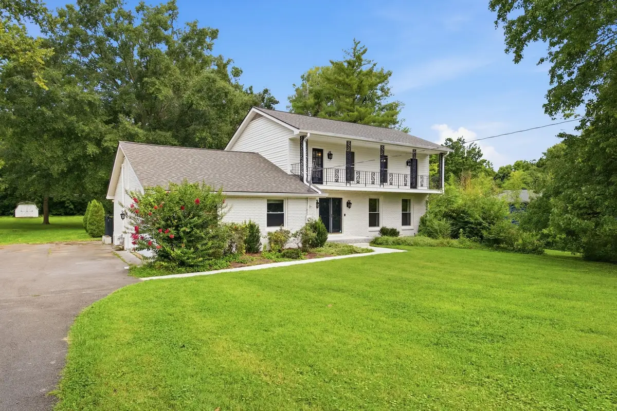 1303 General Mcarthur Dr, Brentwood, TN 37027 - #1