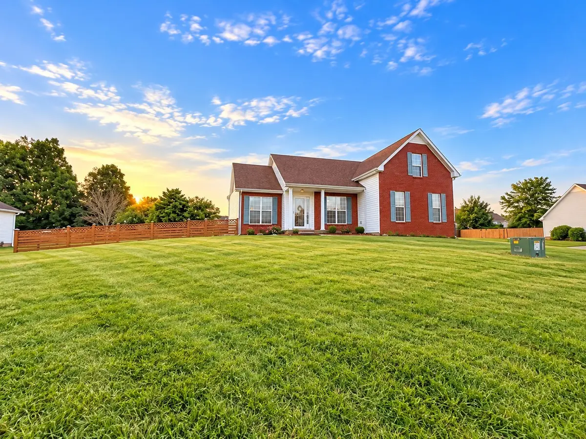 300 Fair Haven Dr, Clarksville, TN 37043 - #1