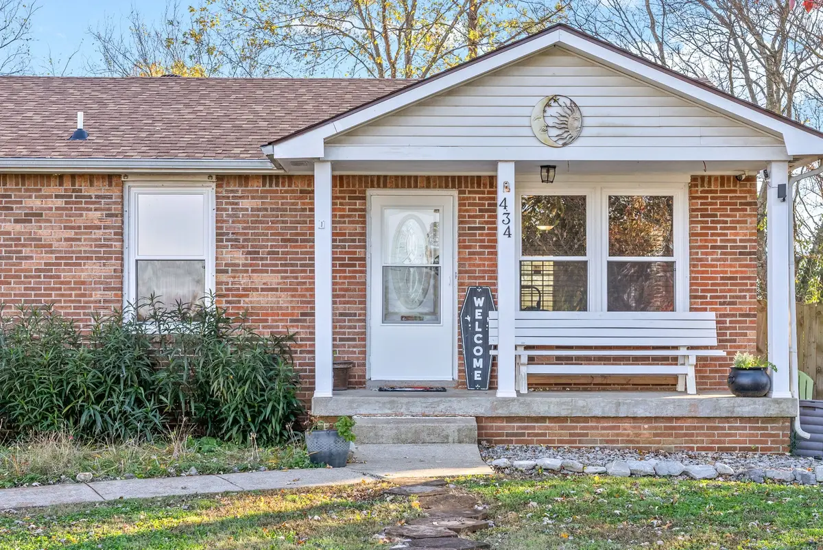 434 Bluff Dr, Clarksville, TN 37043 - #1