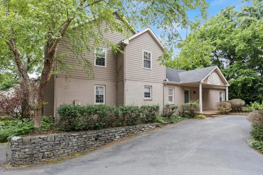 104 Bonnie Briar Ln, Nashville, TN 37212 - #2