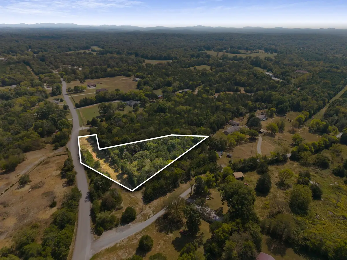 5700 E Richmond Shop Rd, Lebanon, TN 37090 - #1