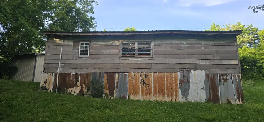 539 E Peter Ave, Monterey, TN 38574 - #3