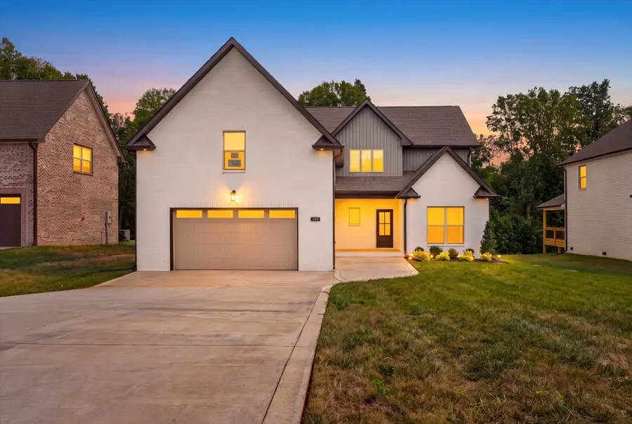 353 Young Lane, Pleasant View, TN 37146 - #2
